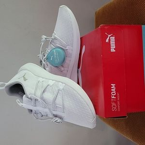 Puma white sneakers (new) size 8